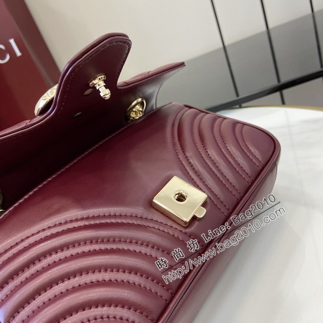 Gucci專櫃古馳最新款Marmont系列絎縫迷你手袋原廠皮鏈條女士挎包 jh2431型號：446744
